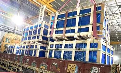 Careful Loading — Vikas Radiators dispatch